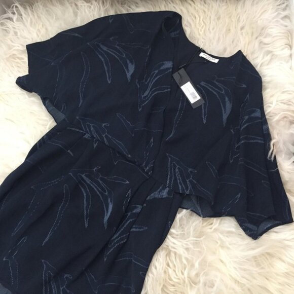 HALSTON HERITAGE Plunge Neckline Knee-Length Dress - Picture 2 of 8